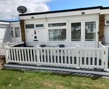 United Kingdom Norfolk Hemsby vacation rental compare prices direct by owner 27721988