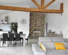 France Rhône-Alps Aubenas vacation rental compare prices direct by owner 26979587