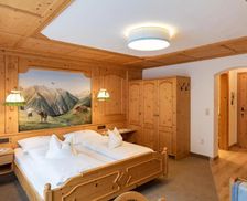 Austria Tyrol Holzgau vacation rental compare prices direct by owner 16240953