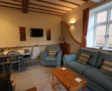 United Kingdom Norfolk Spixworth vacation rental compare prices direct by owner 26979749