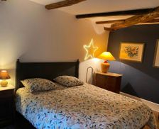 France Burgundy Saint-Loup-de-Varenne vacation rental compare prices direct by owner 26089411