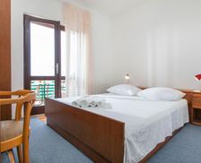 Croatia Split-Dalmatia County Podgora vacation rental compare prices direct by owner 24824753
