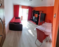 Romania Vâlcea Ocnele Mari vacation rental compare prices direct by owner 26752147