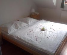 Czechia Hradec Kralove Pecka vacation rental compare prices direct by owner 16728072