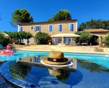 France Provence-Alpes-Côte d'Azur Mérindol vacation rental compare prices direct by owner 13744344