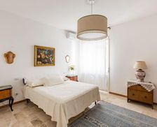 Italy Apulia Lecce vacation rental compare prices direct by owner 26942923