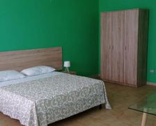 Italy Molise Isernia vacation rental compare prices direct by owner 26264290