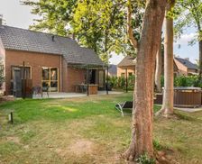 Netherlands Gelderland Ewijk vacation rental compare prices direct by owner 26656116