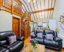 United Kingdom Gwynedd Caeathro vacation rental compare prices direct by owner 6357470