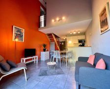 France Provence-Alpes-Côte d'Azur Tallard vacation rental compare prices direct by owner 18529295