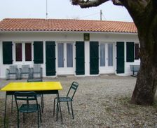 France Aquitaine Pontonx-sur-lʼAdour vacation rental compare prices direct by owner 13915691