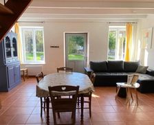 France New Aquitaine Asnières-la-Giraud vacation rental compare prices direct by owner 18119360