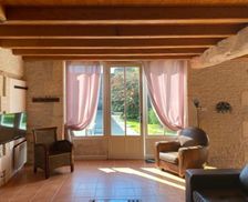 France New Aquitaine Asnières-la-Giraud vacation rental compare prices direct by owner 13017490