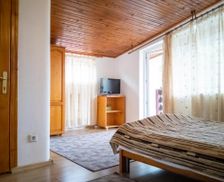 Romania Arges Lereşti vacation rental compare prices direct by owner 35027806