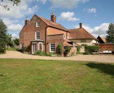 United Kingdom Suffolk Bramfield vacation rental compare prices direct by owner 23788639