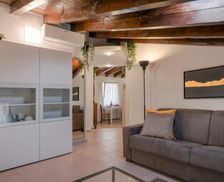 Italy Lombardy Iseo vacation rental compare prices direct by owner 26783411
