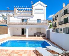 Spain Andalucía Benahavís vacation rental compare prices direct by owner 14309875