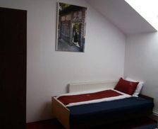 Romania Satu Mare Tăşnad vacation rental compare prices direct by owner 13692590