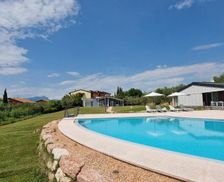 Italy Veneto Lazise vacation rental compare prices direct by owner 14109523