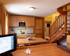 Italy Valle d'Aosta Gressoney-Saint-Jean vacation rental compare prices direct by owner 13883226