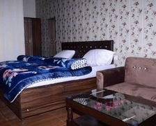 India Uttarakhand Kanatal vacation rental compare prices direct by owner 14833362