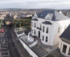 United Kingdom Antrim County Portrush vacation rental compare prices direct by owner 18184301