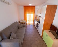 Italy Abruzzo Tortoreto Lido vacation rental compare prices direct by owner 27908674