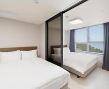 South Korea Gangwon-Do Donghae vacation rental compare prices direct by owner 18303199