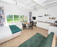 Poland Pomerania Dzierzążno vacation rental compare prices direct by owner 13417252