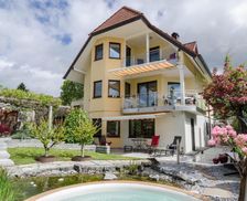 Germany Baden-Württemberg Überlingen vacation rental compare prices direct by owner 11555365