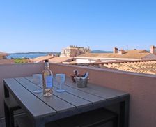 France Provence-Alpes-Côte d'Azur Sainte-Maxime vacation rental compare prices direct by owner 6330025