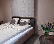 Hungary Baranya Komló vacation rental compare prices direct by owner 13684806