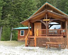 Canada British Columbia Golden vacation rental compare prices direct by owner 19214107