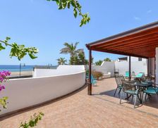 Spain Lanzarote Playa Honda vacation rental compare prices direct by owner 32415656