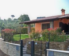 Italy Lombardy Manerba del Garda vacation rental compare prices direct by owner 18324584