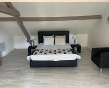 France Nord-Pas-de-Calais Romeries vacation rental compare prices direct by owner 13706352