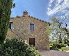 Italy Tuscany Pienza vacation rental compare prices direct by owner 14281998