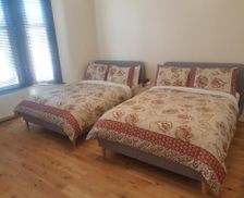 United Kingdom Greater London Ilford vacation rental compare prices direct by owner 14525719