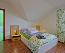 Czechia Karlovy Vary Region Karlovy Vary vacation rental compare prices direct by owner 13417967