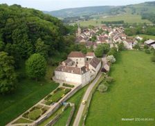 France Burgundy Mesmont vacation rental compare prices direct by owner 14036411