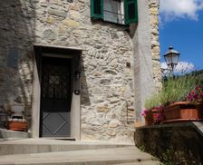 Italy Liguria Varese Ligure vacation rental compare prices direct by owner 24834089