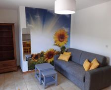 France Languedoc-Roussillon Pont-Saint-Esprit vacation rental compare prices direct by owner 13023713