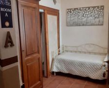 Italy Piedmont Gavi vacation rental compare prices direct by owner 14047749