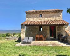 France Languedoc-Roussillon Saint-Privat-de-Champclos vacation rental compare prices direct by owner 26967501