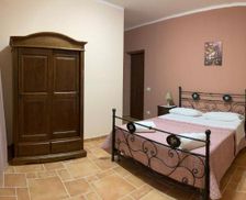 Italy Campania Venticano vacation rental compare prices direct by owner 14446852