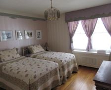 Canada Quebec Trois-Rivières vacation rental compare prices direct by owner 12778091