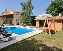 Croatia Istria Loborika vacation rental compare prices direct by owner 4557804