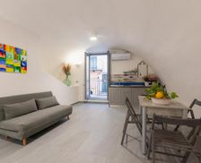 Italy Procida Island Procida vacation rental compare prices direct by owner 14532070