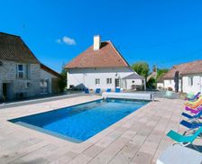 France Burgundy Saint-Symphorien-sur-Saône vacation rental compare prices direct by owner 26795898