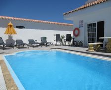 Spain Tenerife El Médano vacation rental compare prices direct by owner 29813220